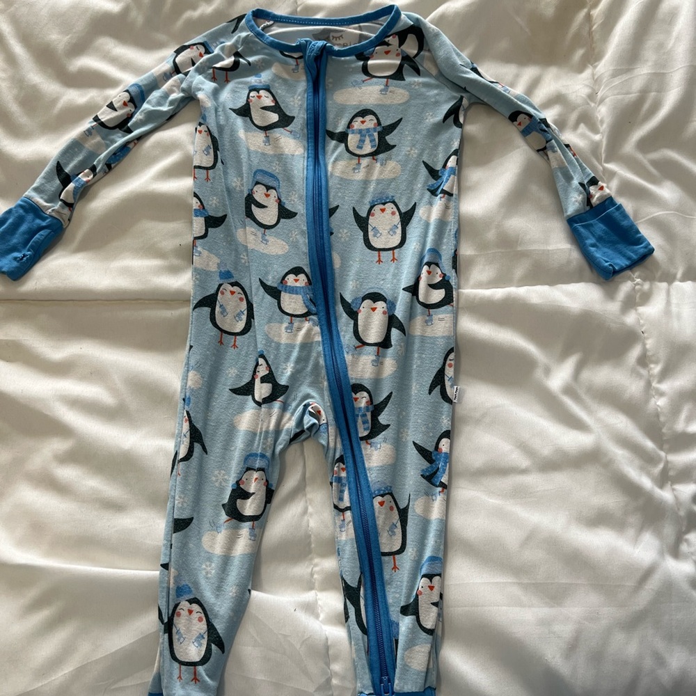 Little sleepies blue penguins